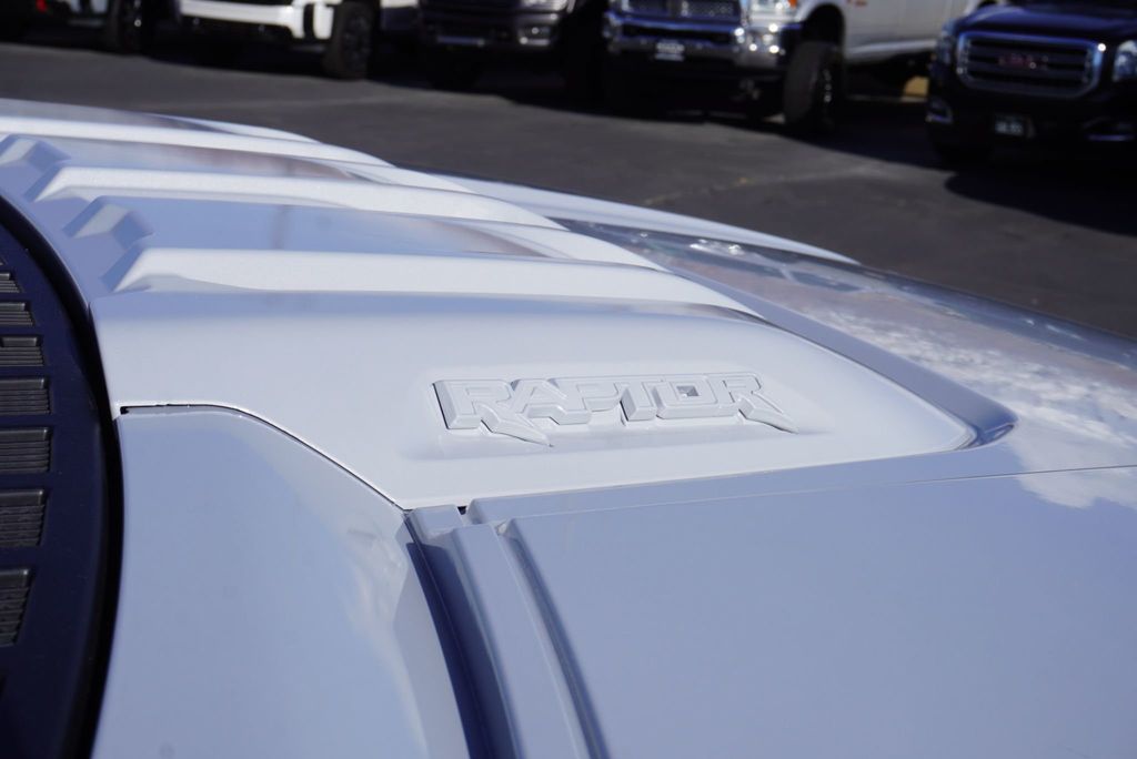 2025 Ford F-150 RAPTOR R - 22956713 - 18