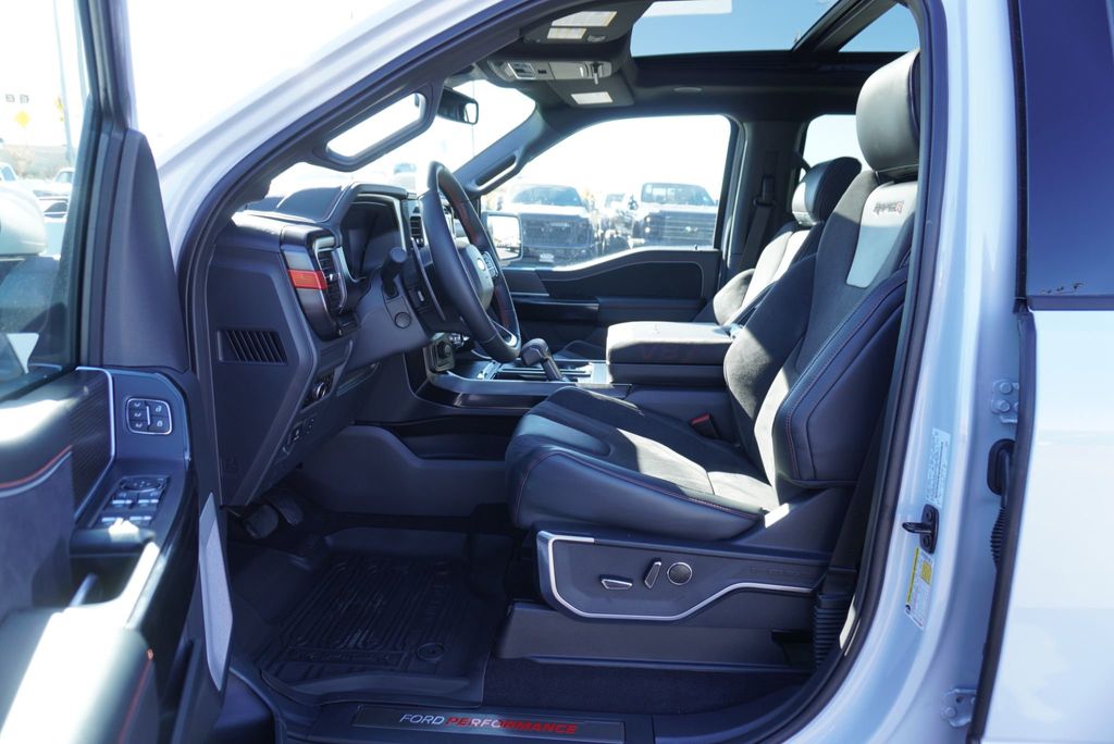 2025 Ford F-150 RAPTOR R - 22956713 - 21