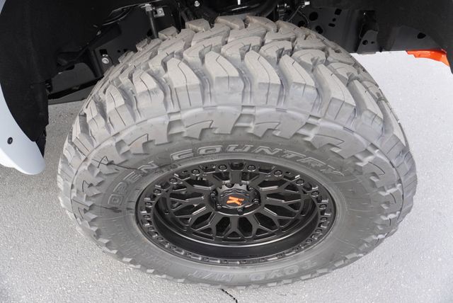 2025 Ford F-150 SEMA RAPTOR R  - 22945939 - 16