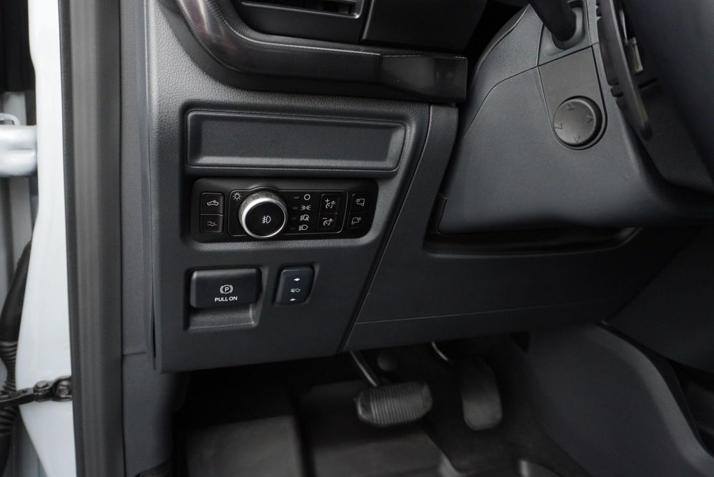 2025 Ford F-150 SEMA RAPTOR R  - 22945939 - 31