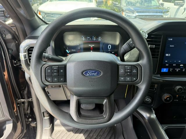 2025 Ford F-150 STX 2WD SuperCrew 5.5' Box - 23065381 - 4