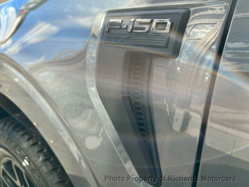 2025 Ford F-150 STX 4WD SuperCrew 5.5' Box - 22949811 - 11