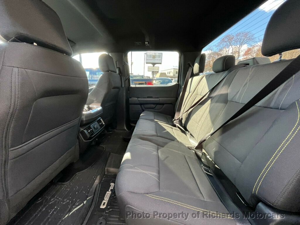 2025 Ford F-150 STX 4WD SuperCrew 5.5' Box - 22949811 - 17