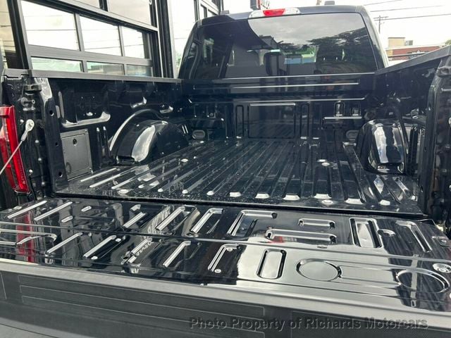 2025 Ford F-150 STX 4WD SuperCrew 5.5' Box - 23062633 - 9