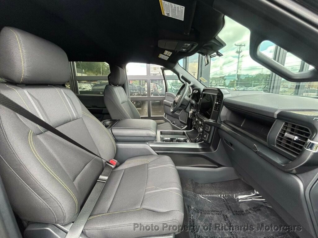 2025 Ford F-150 STX 4WD SuperCrew 5.5' Box - 23062633 - 19