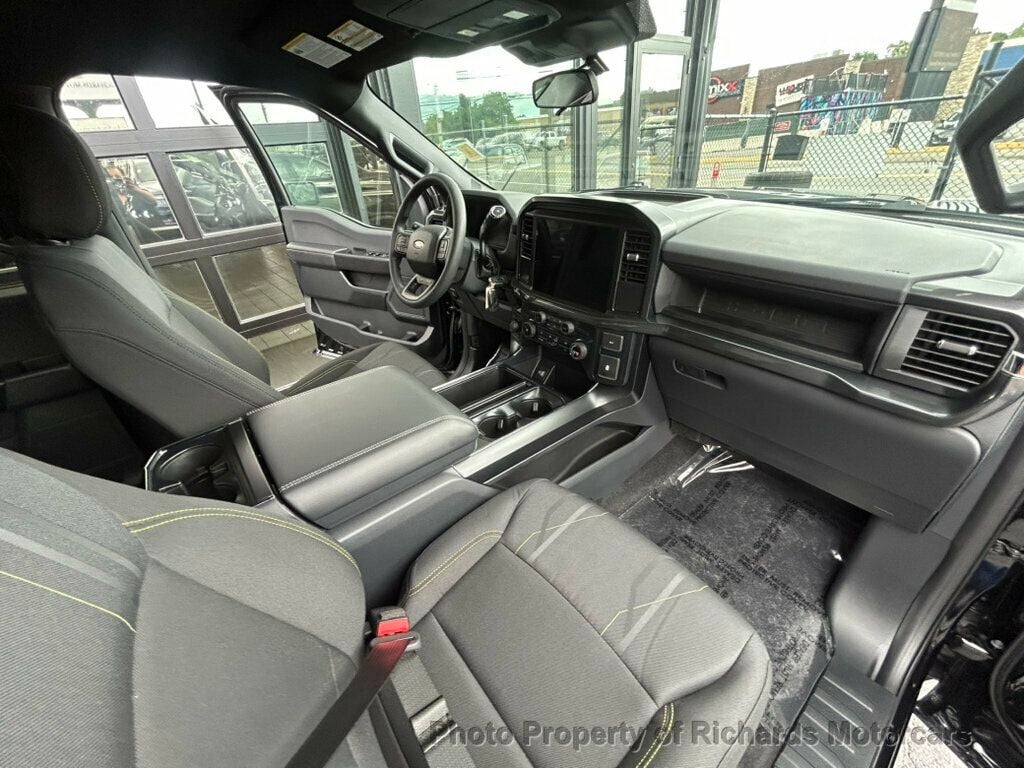 2025 Ford F-150 STX 4WD SuperCrew 5.5' Box - 23062633 - 20