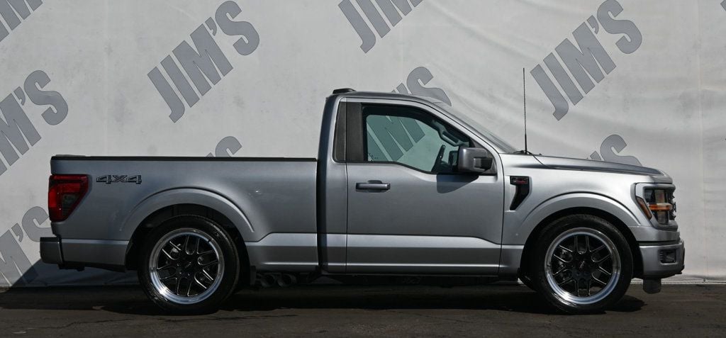 2025 Ford F-150 XL photo 2