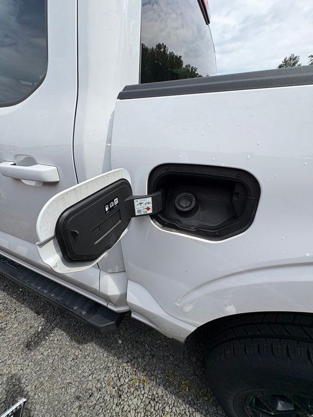 2025 Ford F-150 XLT - 23050582 - 13