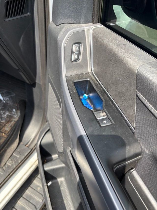 2025 Ford F-150 XLT - 23050582 - 28