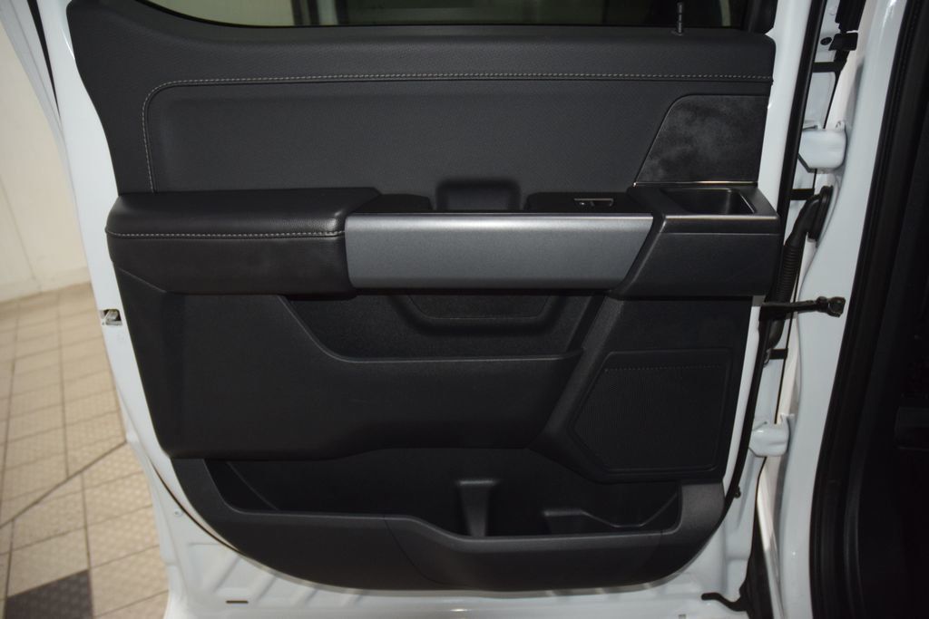 2025 Ford F-150 XLT - 23050582 - 43