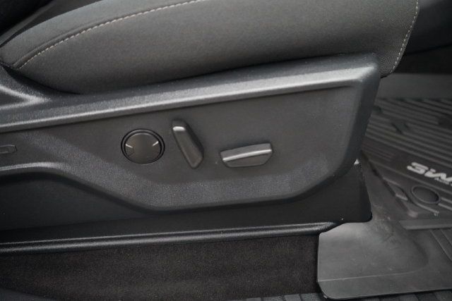 2025 Ford F-150 XLT - 23087080 - 46