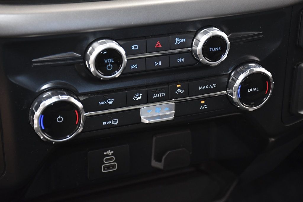 2025 Ford F-150 XLT 2WD SuperCrew 5.5' Box - 23081812 - 26