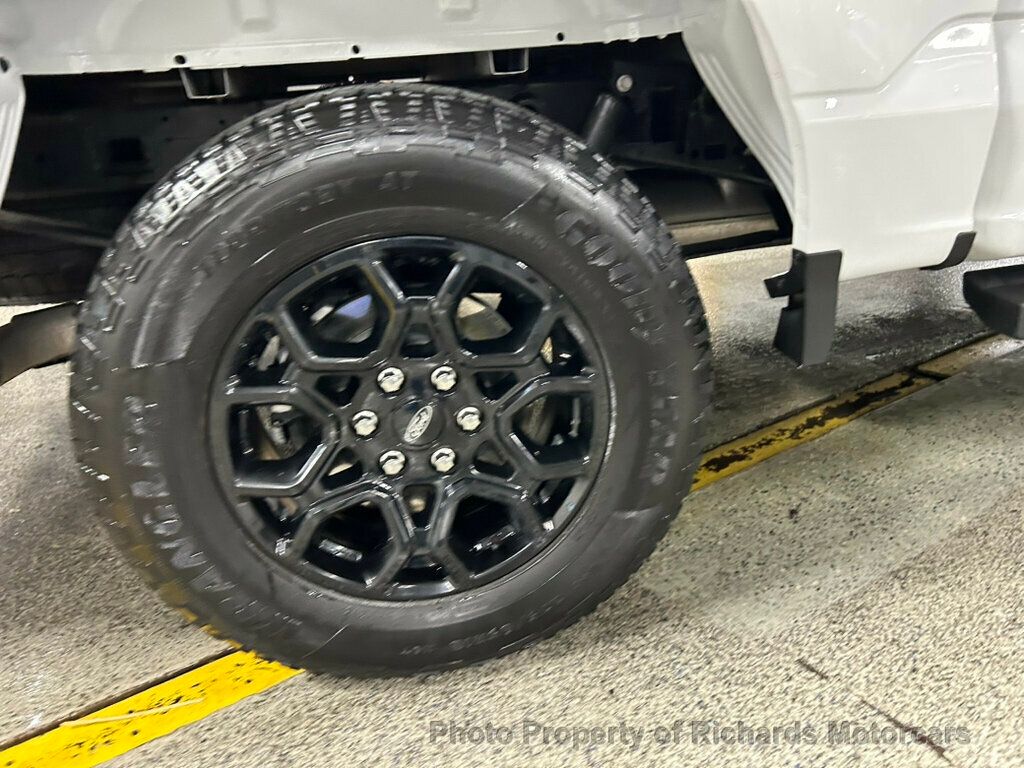 2025 Ford F-150 XLT 4WD SuperCrew 5.5' Box - 22996853 - 10