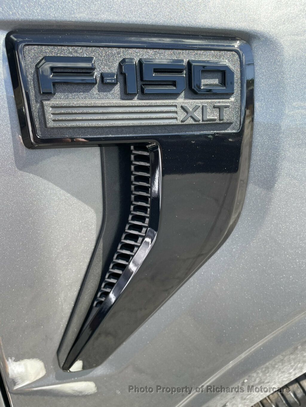 2025 Ford F-150 XLT 4WD SuperCrew 5.5' Box - 23071298 - 9