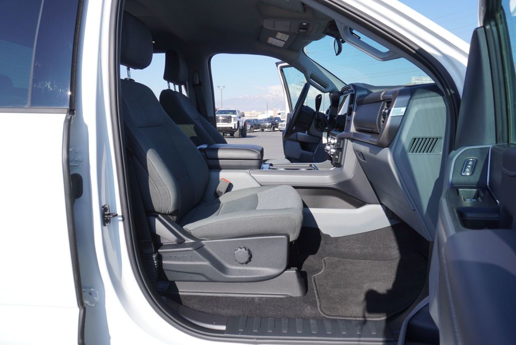 2025 Ford F-150 XLT FX4 - 22950499 - 23