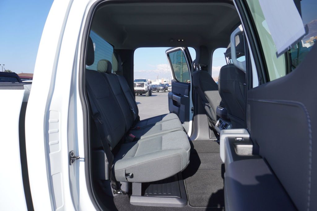 2025 Ford F-150 XLT FX4 - 22950499 - 24