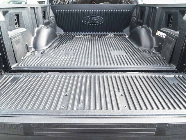 2025 Ford F-150 Lightning Flash - 22987600 - 30