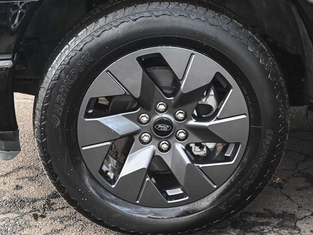 2025 Ford F-150 Lightning Flash - 22987600 - 4