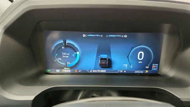 2025 Ford F-150 Lightning Flash 4WD SuperCrew 5.5' Box with Pro Power Onboard - 22953448 - 13