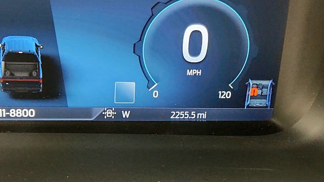 2025 Ford F-150 Lightning Flash 4WD SuperCrew 5.5' Box with Pro Power Onboard - 22953448 - 14