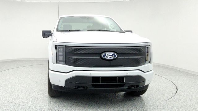 2025 Ford F-150 Lightning Flash 4WD SuperCrew 5.5' Box with Pro Power Onboard - 22953448 - 1
