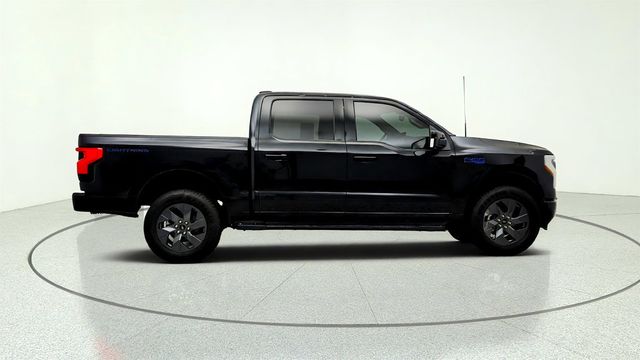 2025 Ford F-150 Lightning LARIAT 4WD SuperCrew 5.5' Box w/ Extended Range Battery - 23057942 - 3