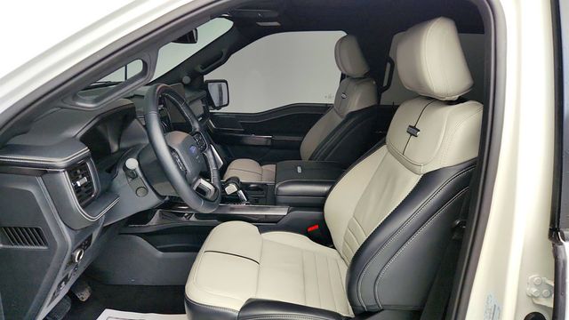 2025 Ford F-150 Lightning Platinum 4WD SuperCrew 5.5' Box - 23002138 - 20