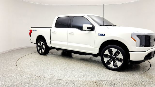 2025 Ford F-150 Lightning Platinum 4WD SuperCrew 5.5' Box w/ Retractable Tonneau Cover - 23002138 - 2