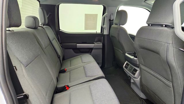 2025 Ford F-150 Lightning XLT 4WD SuperCrew 5.5' Box - 23022632 - 22