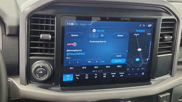 2025 Ford F-150 Lightning XLT 4WD SuperCrew 5.5' Box w/ Soft Tonneau Cover - 23016998 - 14