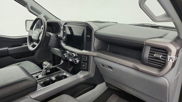 2025 Ford F-150 Lightning XLT 4WD SuperCrew 5.5' Box w/ Soft Tonneau Cover - 23016998 - 21