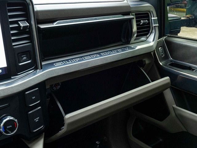 2025 Ford F-450 Platinum - 23077271 - 18