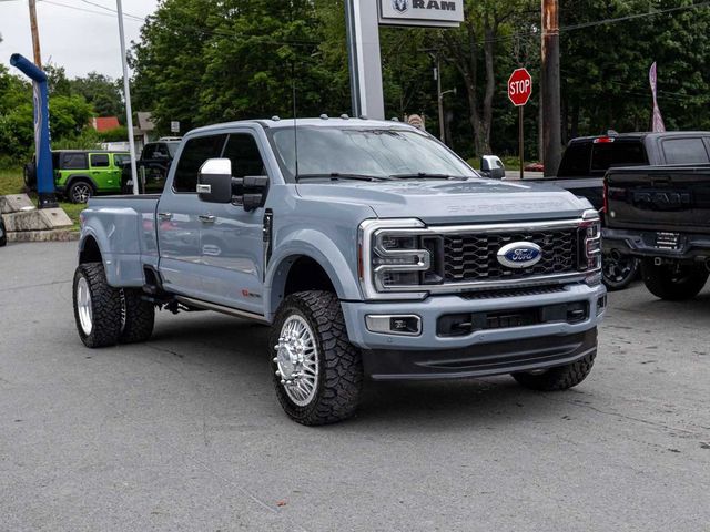2025 Ford F-450SD Platinum - 23077271 - 2