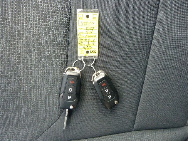 2025 Ford Maverick 2.0L 4CYL. TURBO GAS*XL*AWD*SUPERCREW*"DECKED" CARGO*4K MILES!! - 22958249 - 39