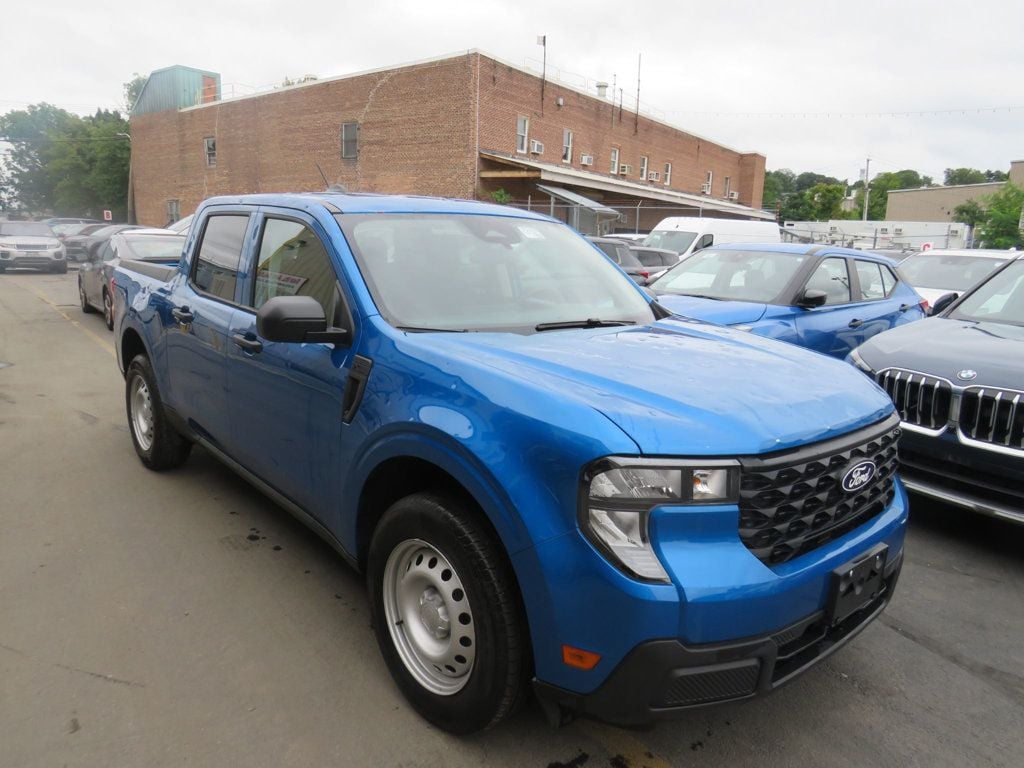 Ford Maverick photo 3