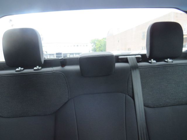 2025 Ford Maverick XL SuperCrew - 23075040 - 8
