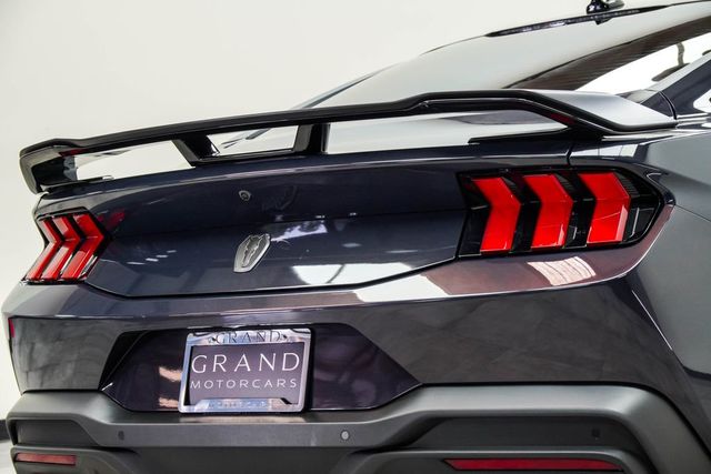 2025 Ford Mustang Dark Horse Fastback - 23069549 - 12