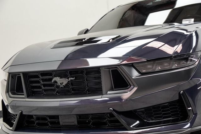 2025 Ford Mustang Dark Horse Fastback - 23069549 - 1