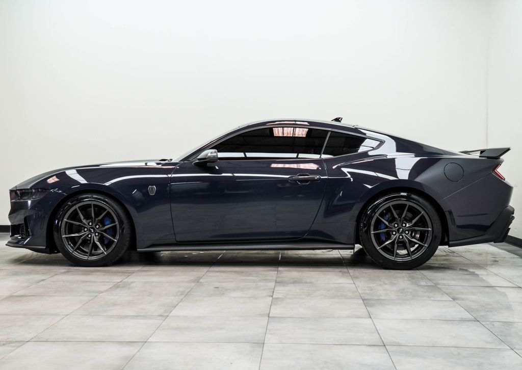 Ford Mustang photo 9