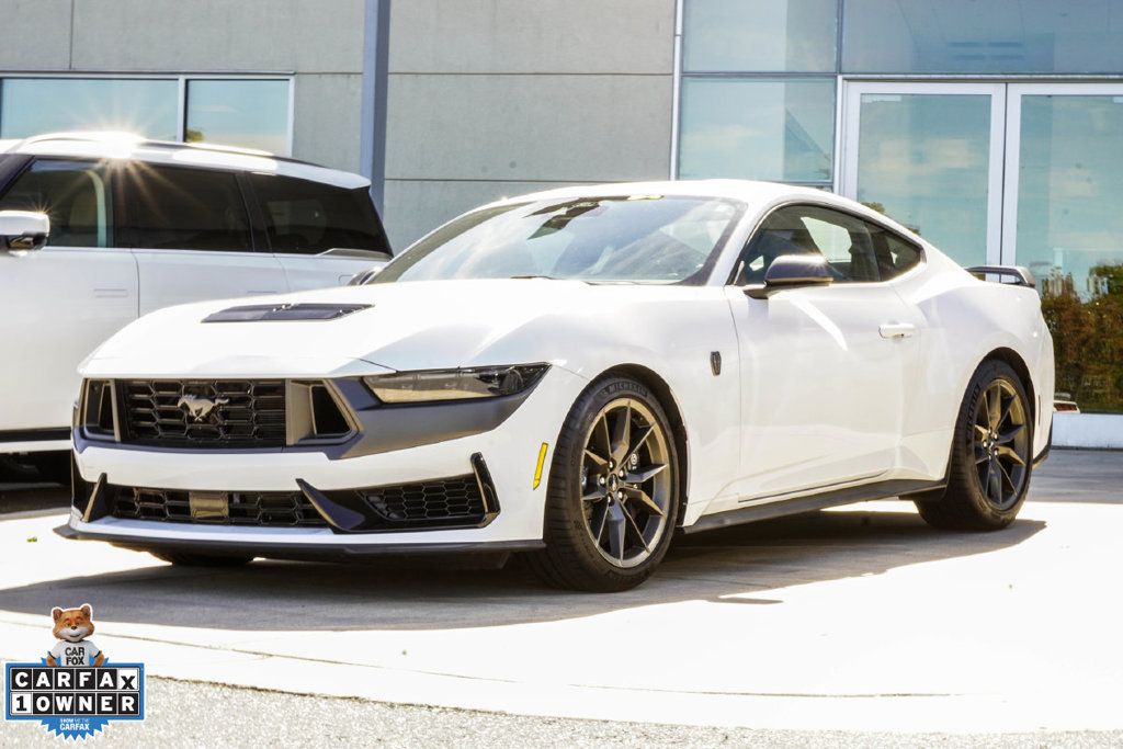 Ford Mustang photo 9