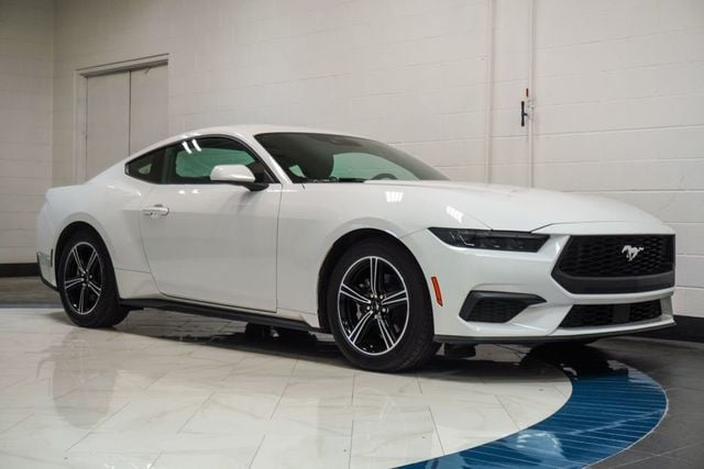 2025 Ford Mustang EcoBoost Fastback - 23056834 - 3