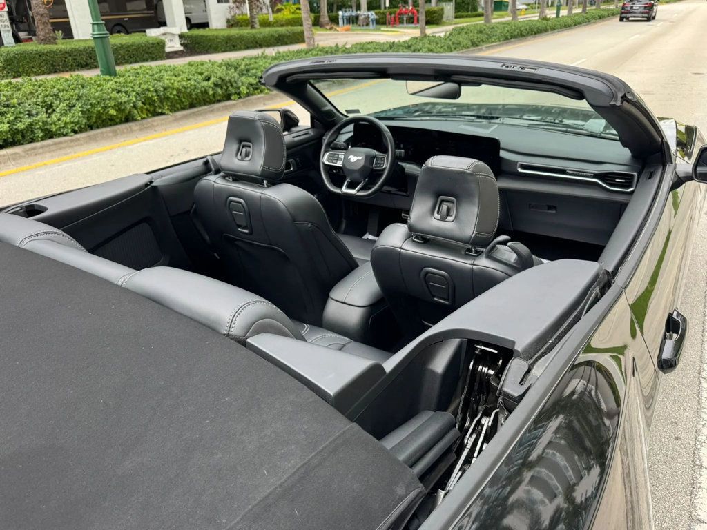 2025 Ford Mustang EcoBoost Premium Convertible - 22911752 - 23