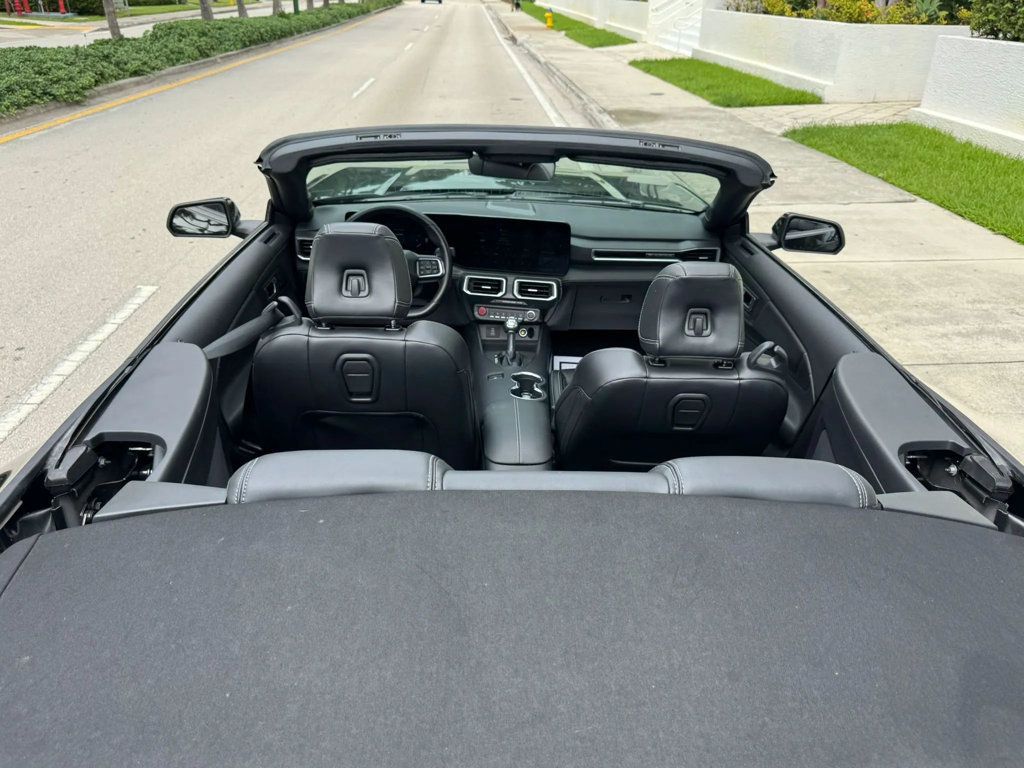 2025 Ford Mustang EcoBoost Premium Convertible - 22911752 - 24