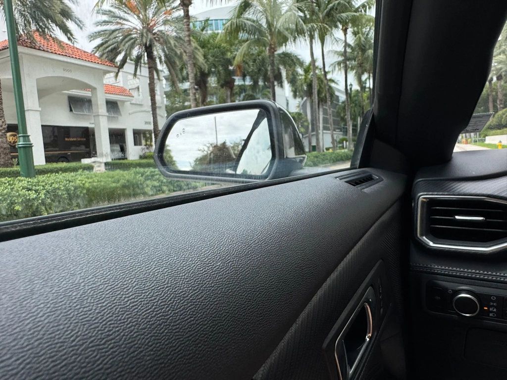 2025 Ford Mustang EcoBoost Premium Convertible - 22911752 - 35