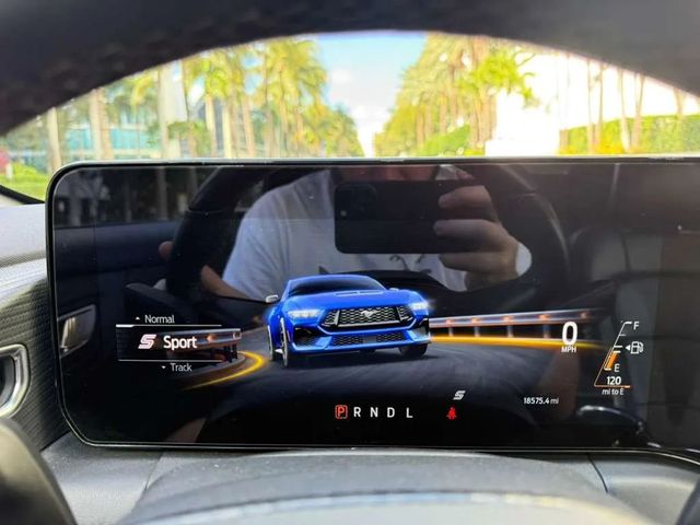 2025 Ford Mustang EcoBoost Premium Convertible - 22964230 - 32