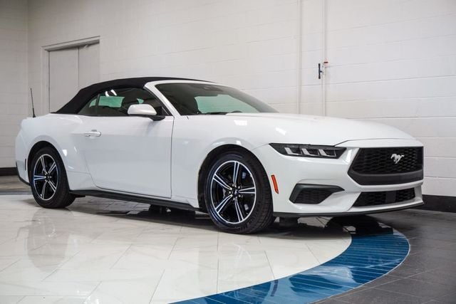 2025 Ford Mustang EcoBoost Premium Convertible's photo
