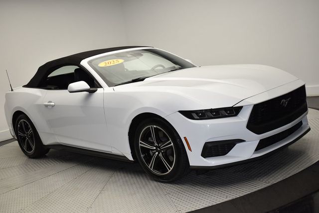 2025 Ford Mustang EcoBoost Premium Convertible - 23014147 - 31