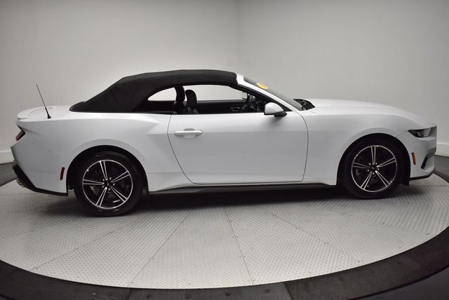 2025 Ford Mustang EcoBoost Premium Convertible - 23014147 - 32