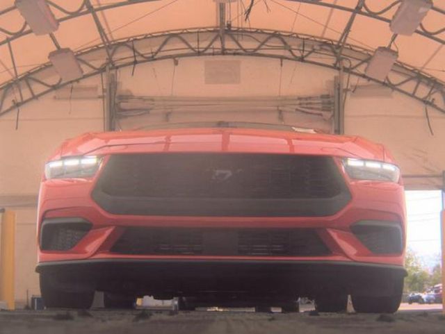 2025 Ford Mustang EcoBoost Premium Fastback - 23036975 - 2