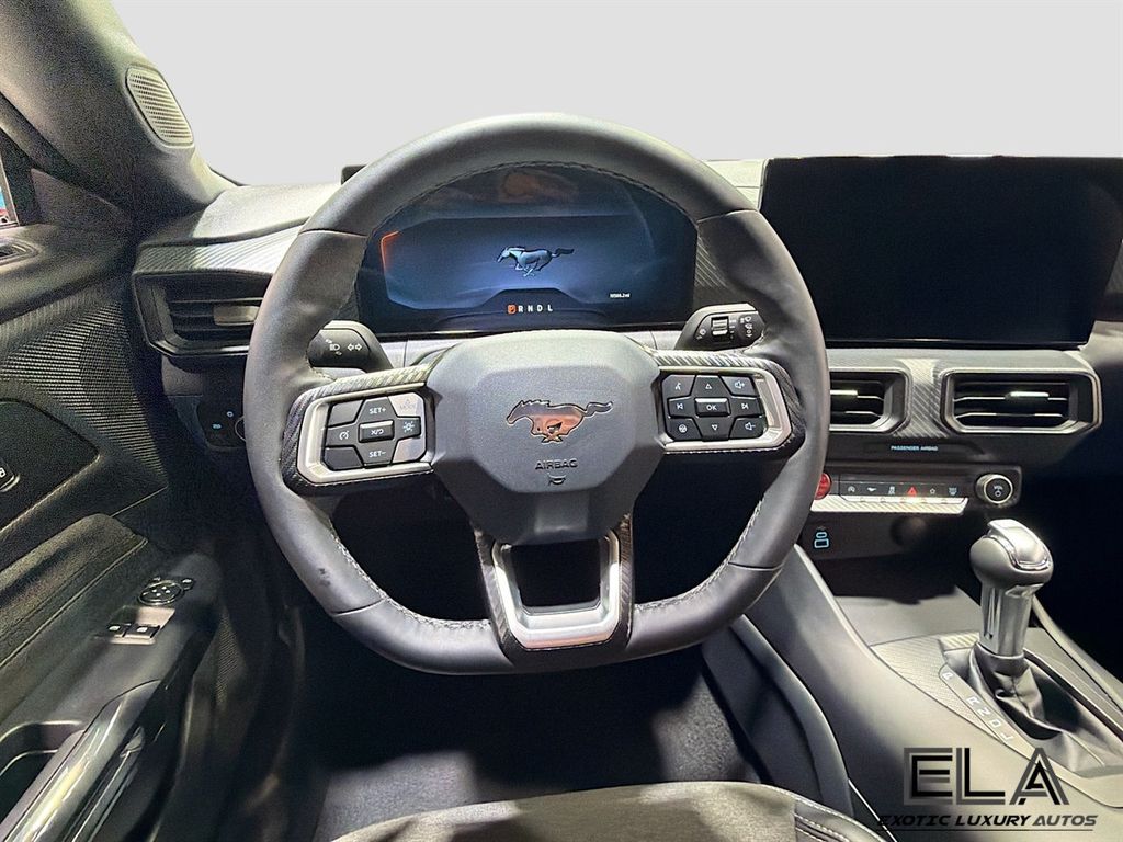 2025 Ford Mustang EcoBoost Premium Fastback - 23042891 - 11